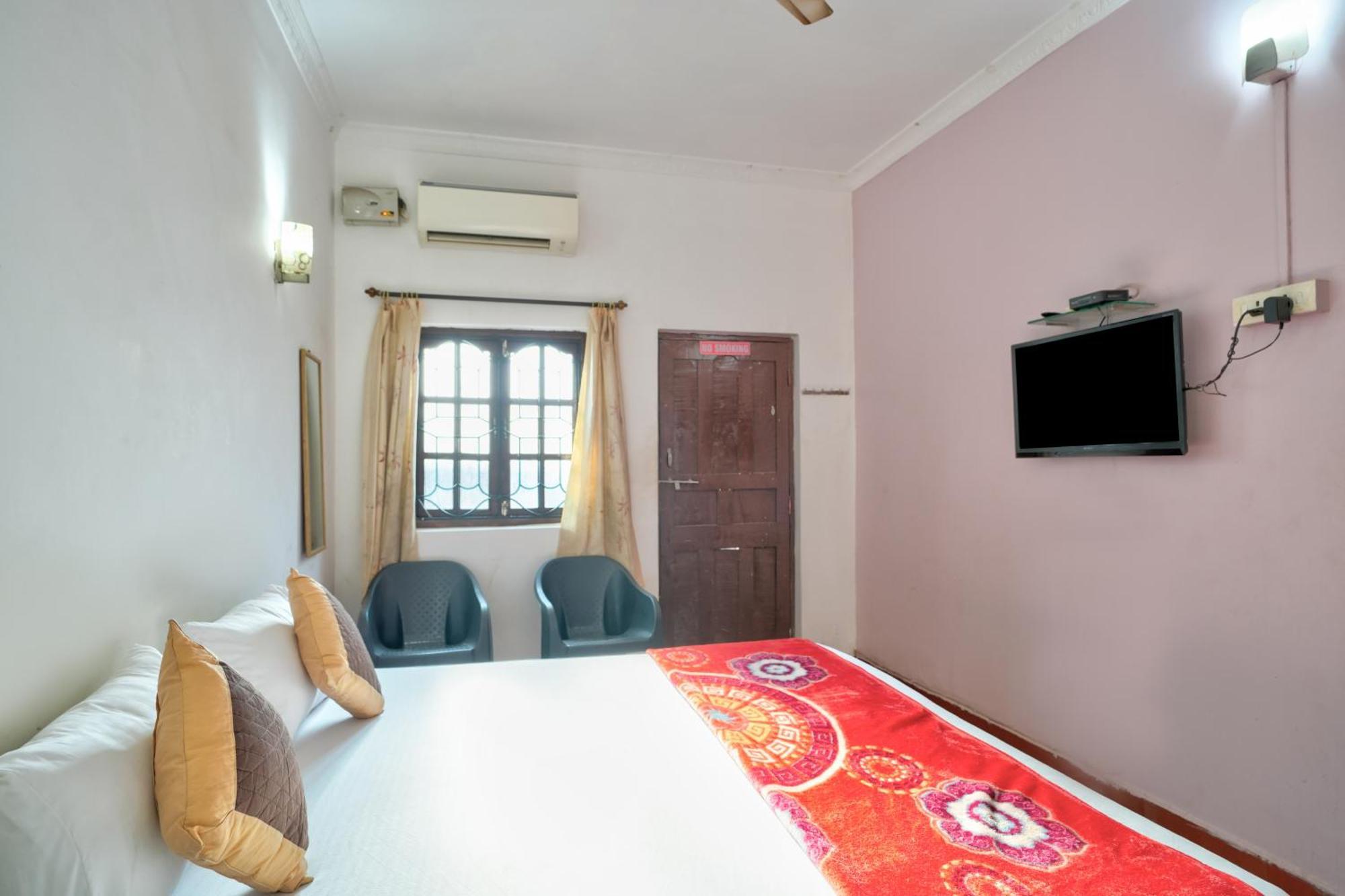 Om Sai Guest House Calangute Exterior foto