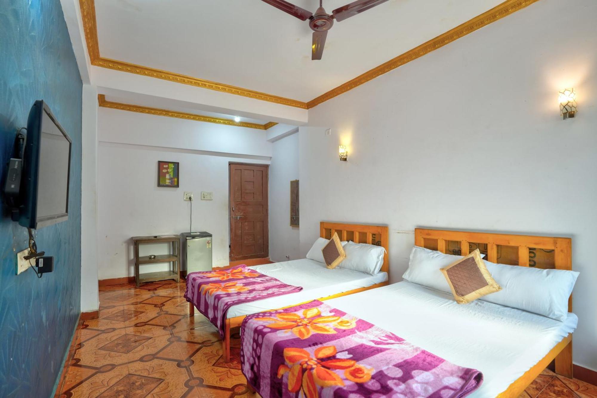 Om Sai Guest House Calangute Exterior foto